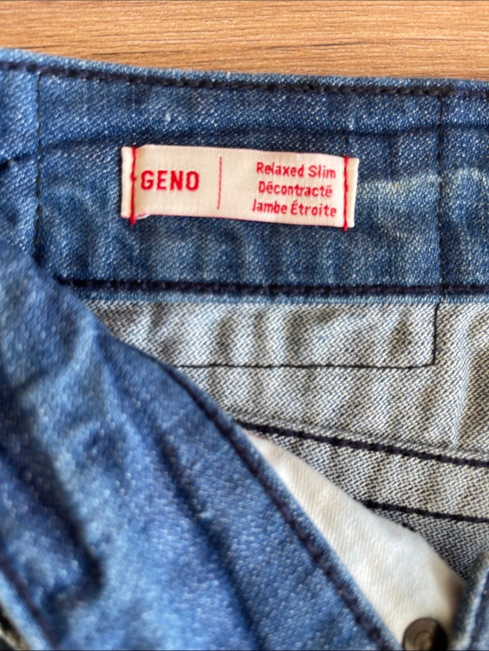 NWT True Religion Slim Fit Light Blue Washed Jeans Size W30